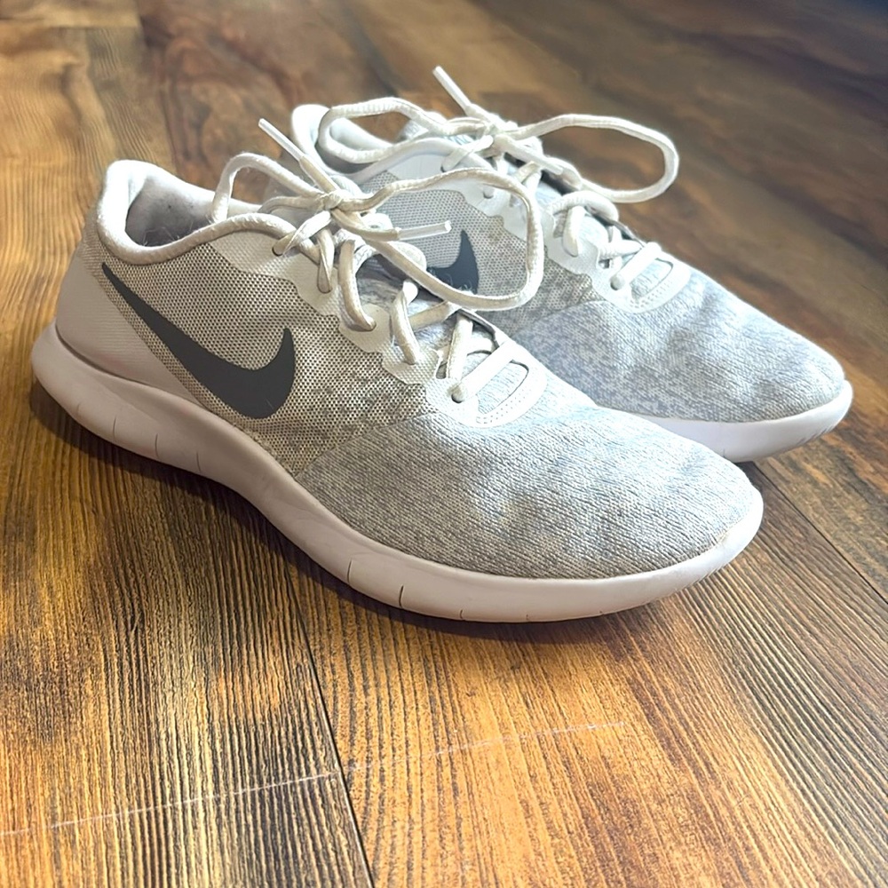 Nike Flex Contact White/Grey Running Sneakers